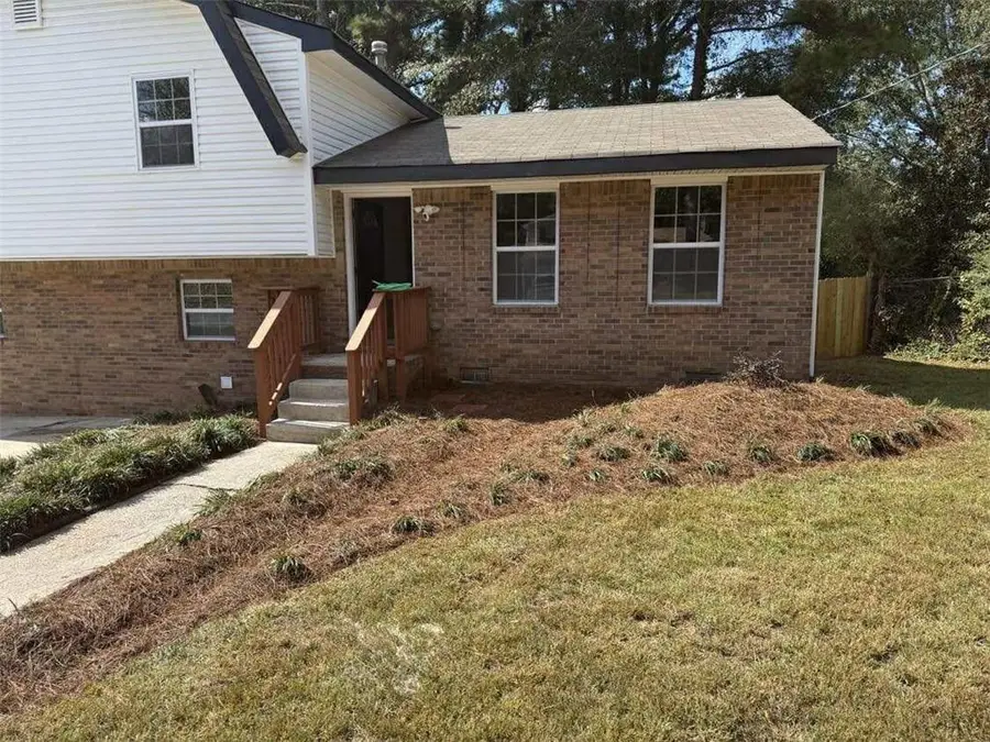 6929 Apache Lane, Riverdale, GA 30274 - Image #2