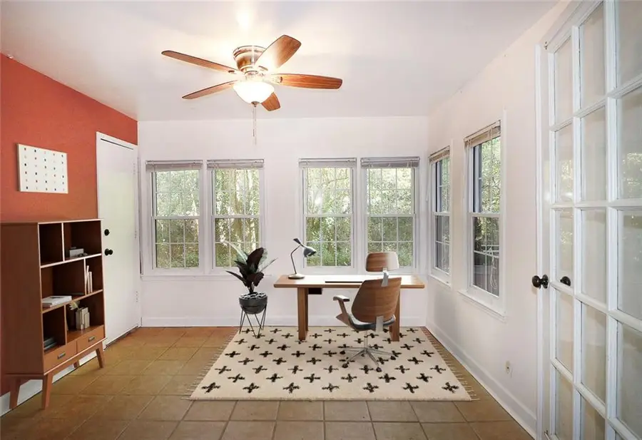 77 De Arc Place Nw, Atlanta, GA 30327 - Image #2