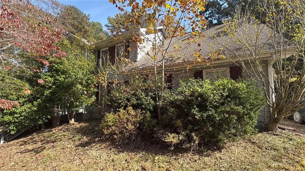 915 Riverside Road, Sugar Hill, GA 30518 - Image #1