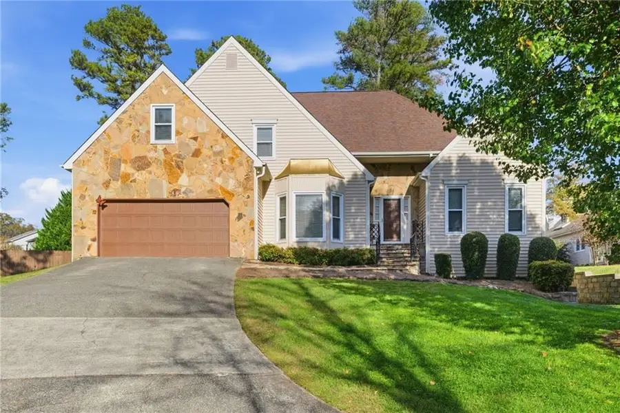 212 Shannon Drive, Woodstock, GA 30188 - Image #2