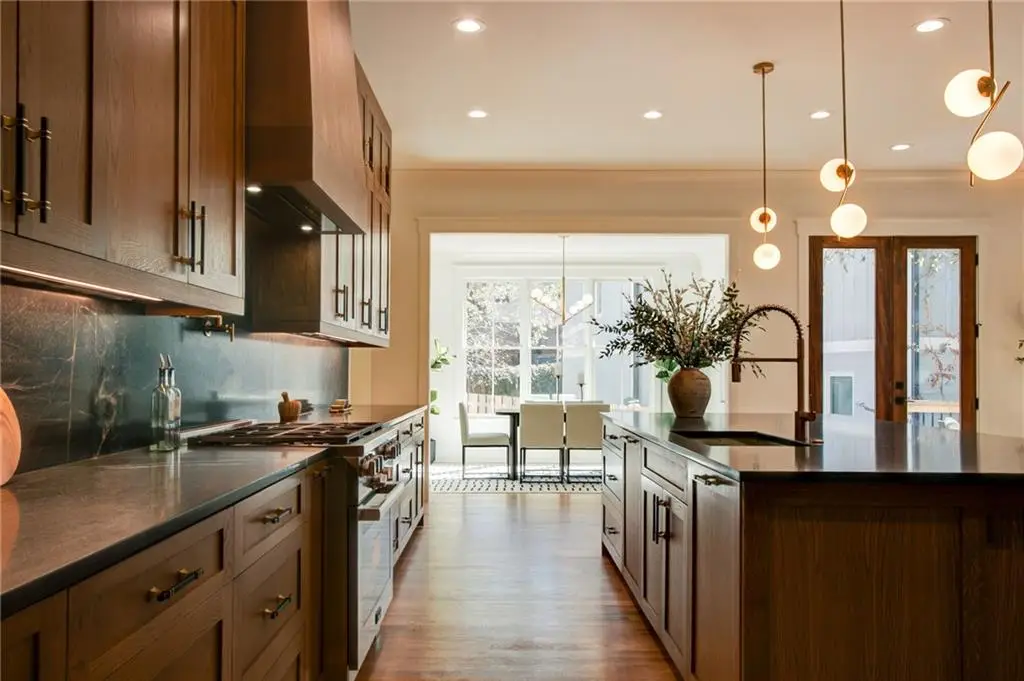 581 Sherwood Road Ne, Atlanta, GA 30324 - Image #1