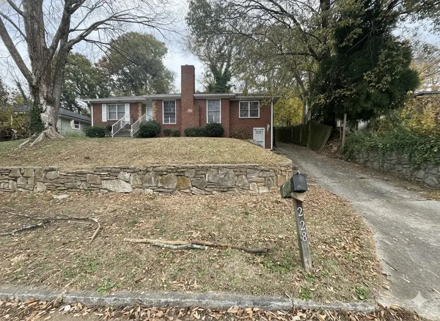228 Napoleon Drive Sw, Atlanta, GA 30314 - Image #2