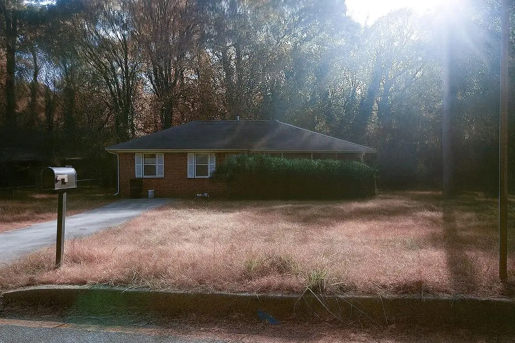 1394 Oakview Circle, Forest Park, GA 30297 - Image #1