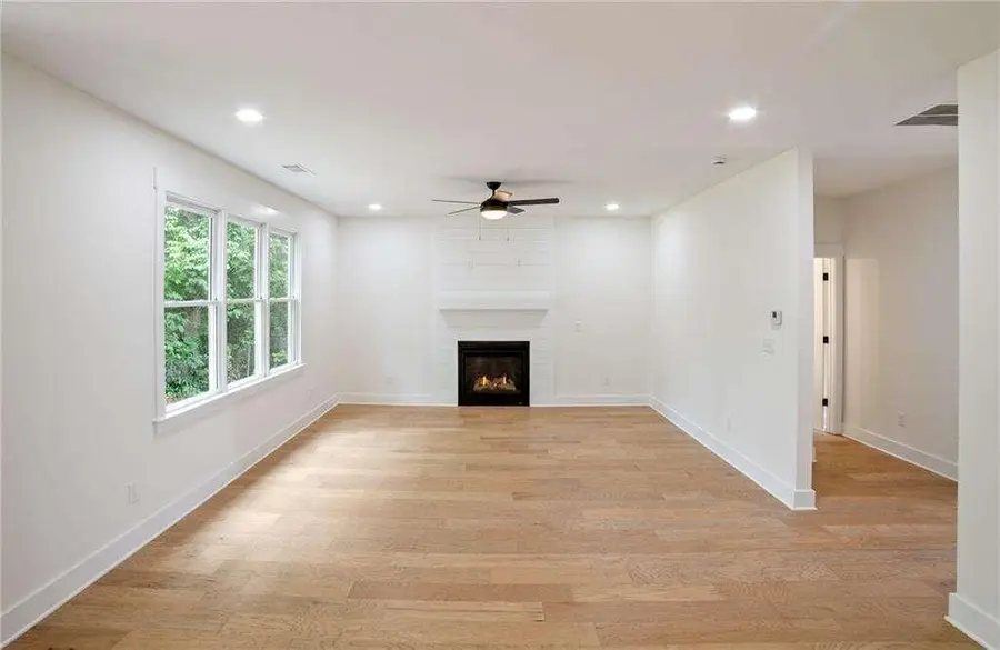 2463 Whites Ridge, Decatur, GA 30034 - Image #2