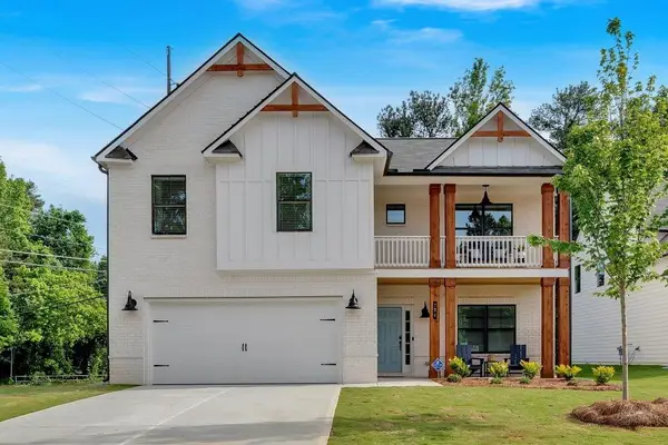 377 Waterbluff Drive, Mableton, GA 30126