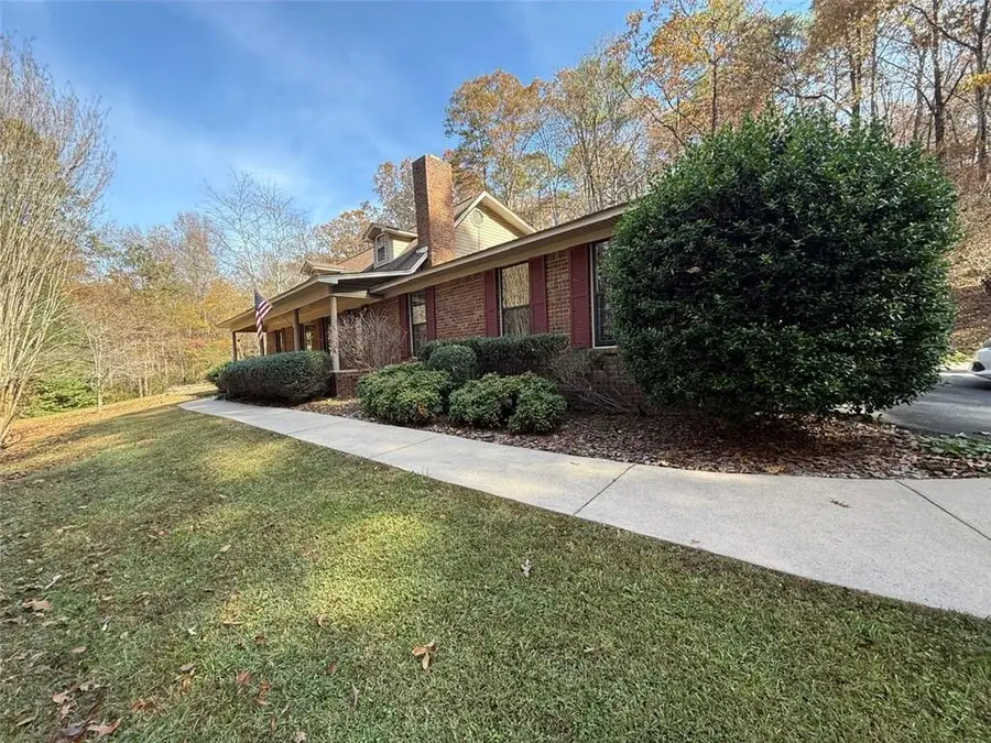 403 S Sequoyah Circle Ne, Calhoun, GA 30701 - Image #2