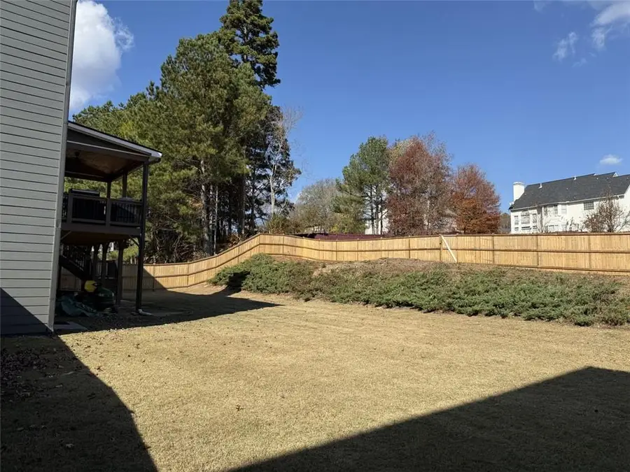 976 Redstone Road, Dacula, GA 30019 - Image #2