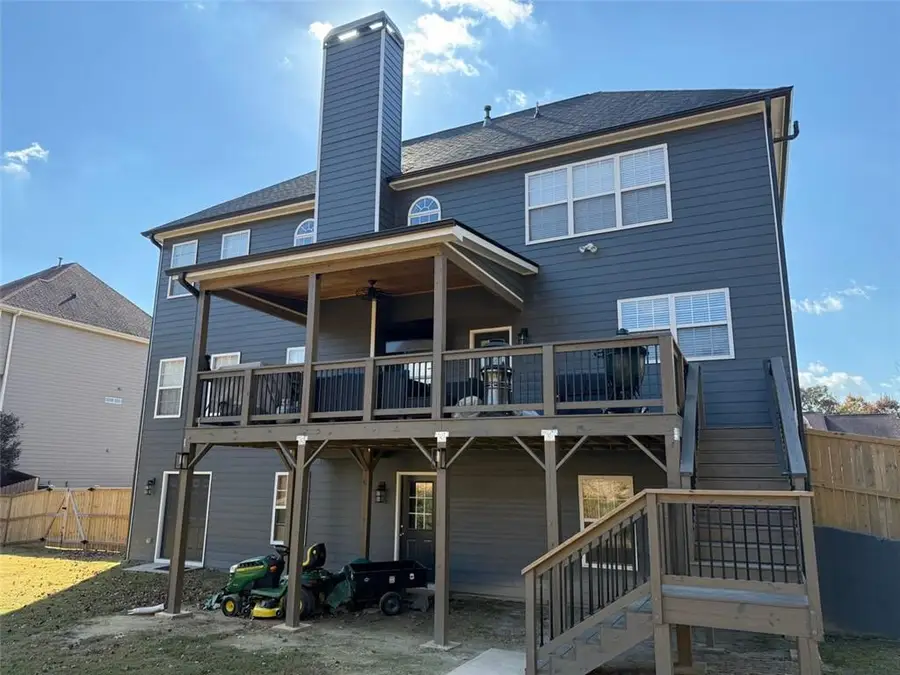 976 Redstone Road, Dacula, GA 30019 - Image #3