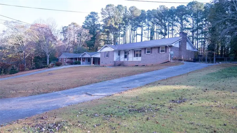 834 Hickory Ridge Road Sw, Lilburn, GA 30047 - Image #2
