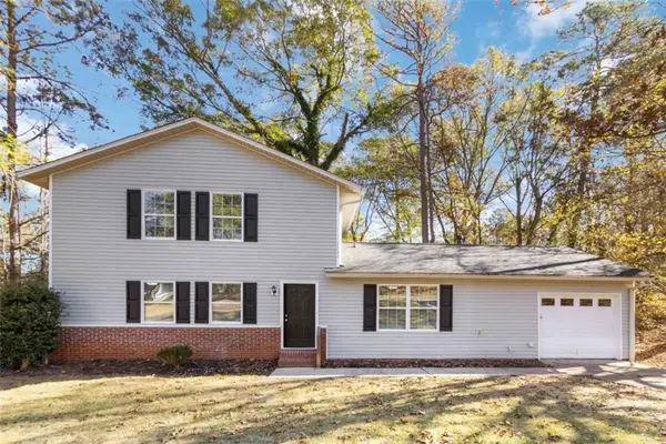 4046 Shane Trail, Ellenwood, GA 30294