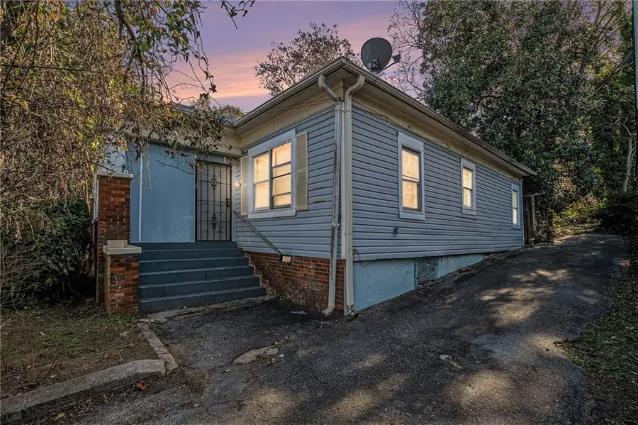 964 Dill Avenue Sw, Atlanta, GA 30310 - Image #2