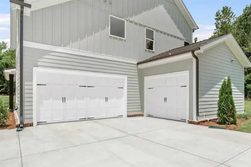 9155 Greenway Court, Gainesville, GA 30506 - Image #3