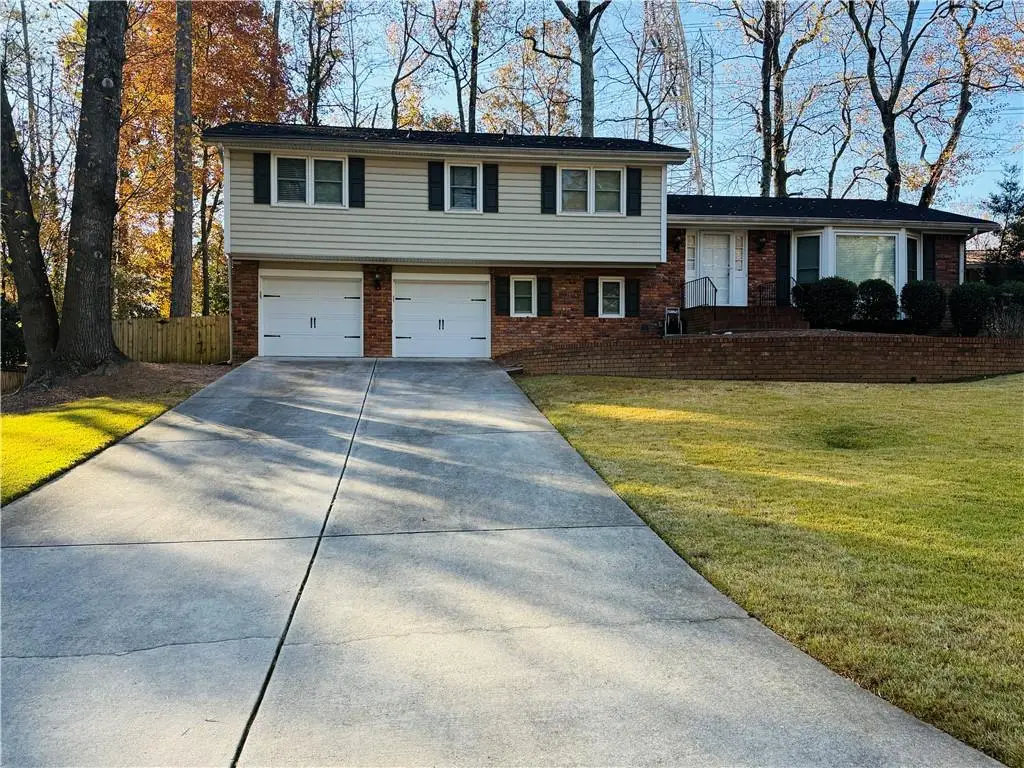 5353 Seaton Way, Dunwoody, GA 30338 - Image #1