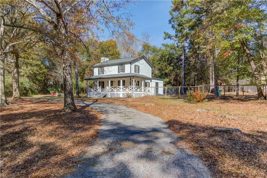 310 Lewis Circle, Commerce, GA 30529 - Image #2