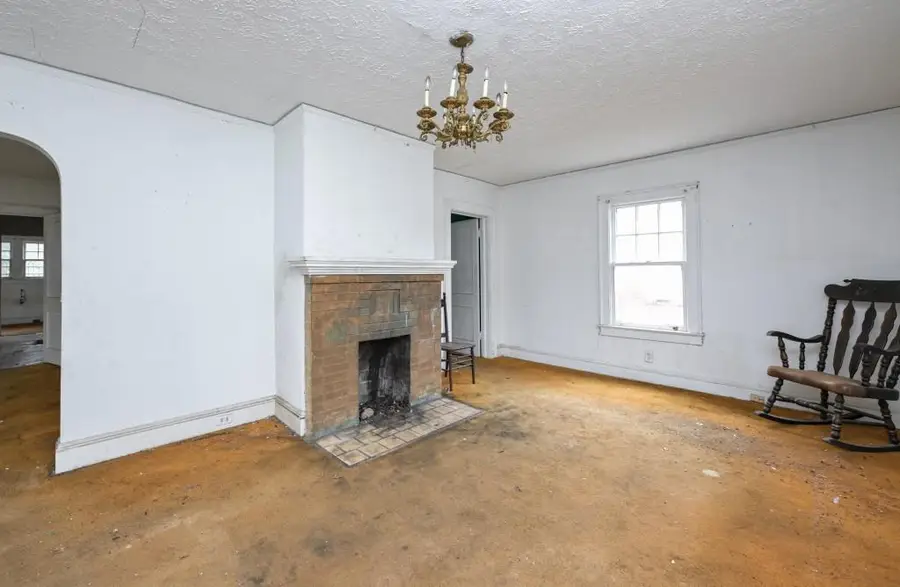 49 Chappell Road Nw, Atlanta, GA 30314 - Image #2