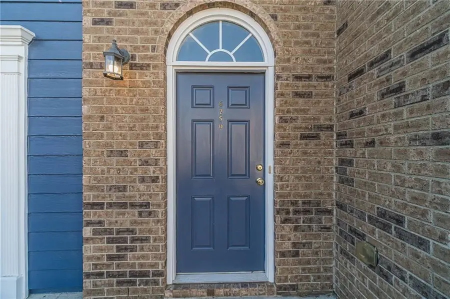 6250 Shoreview Circle, Flowery Branch, GA 30542 - Image #3