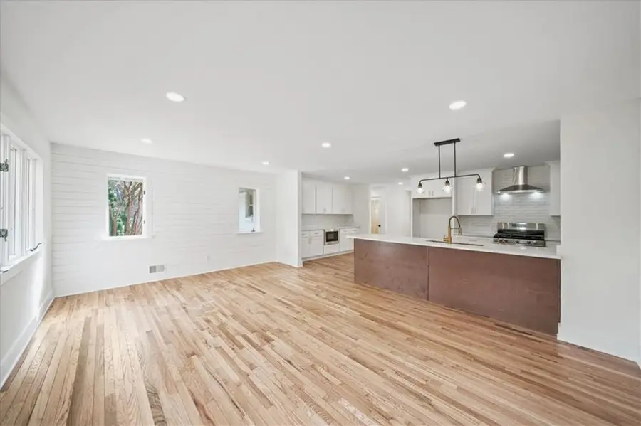 701 Rosedale Drive Se, Smyrna, GA 30082 - Image #3