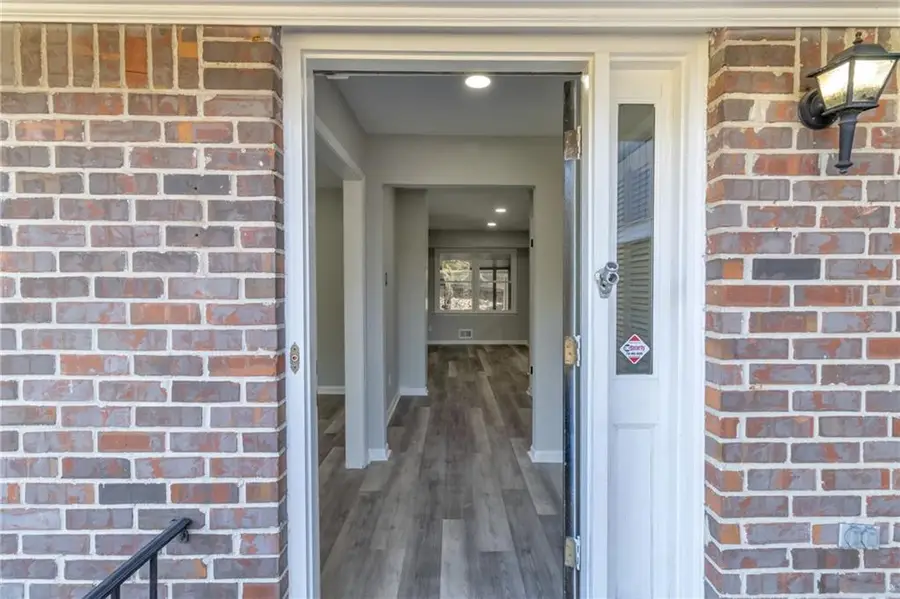 5618 Fern Creek Drive Sw, Lilburn, GA 30047 - Image #3