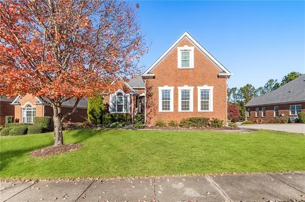 5235 Villa Lake Court, Suwanee, GA 30024