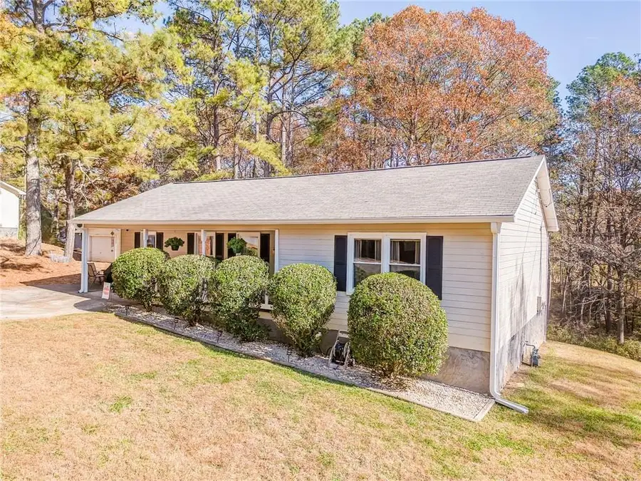 36 Woodberry Drive Se, Silver Creek, GA 30173 - Image #2