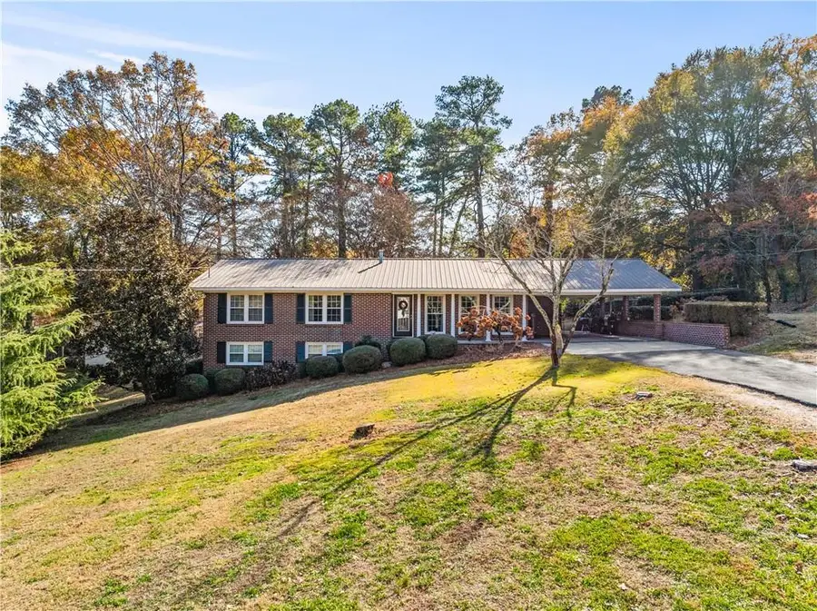 111 Meadow Lane, Calhoun, GA 30701 - Image #2