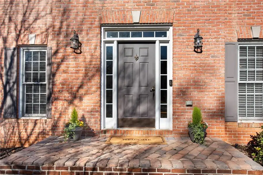 161 Brook Lane, Roswell, GA 30075 - Image #2