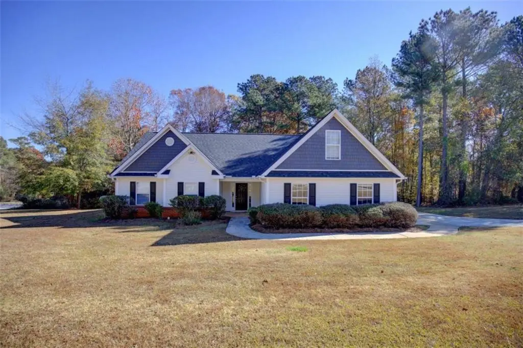 135 Shenandoah Drive, Covington, GA 30016 - Image #1