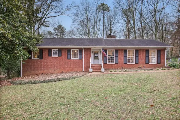 827 Hickory Drive Sw, Marietta, GA 30064