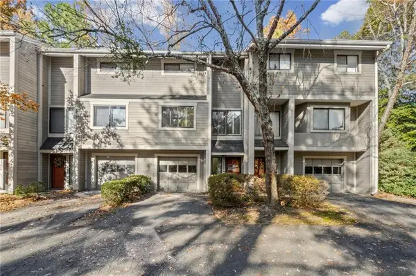 2883 Torreya Way Se, Marietta, GA 30067