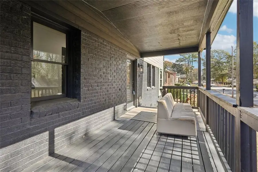 1689 Derry Avenue Sw, Atlanta, GA 30310 - Image #3