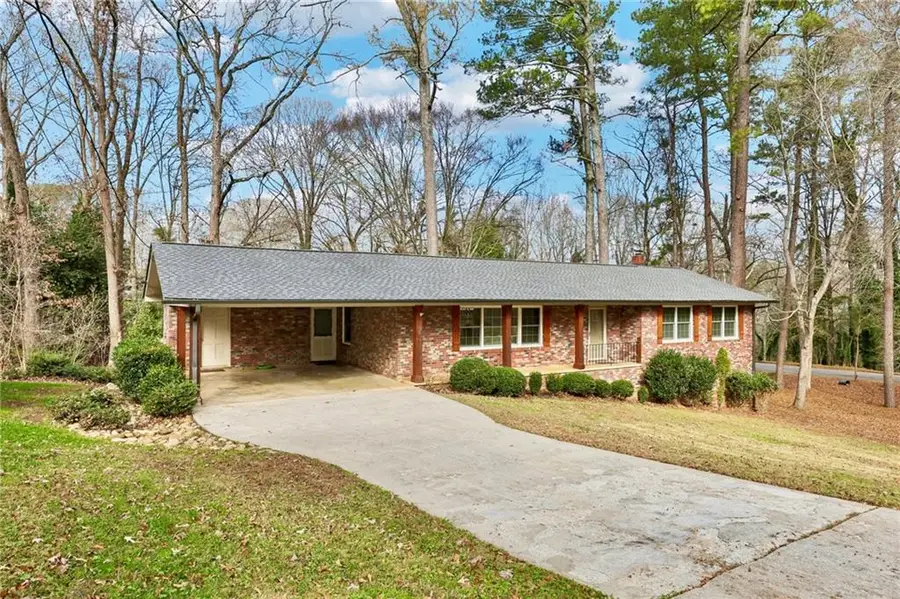 1505 Robinhood Trail, Gainesville, GA 30501 - Image #2