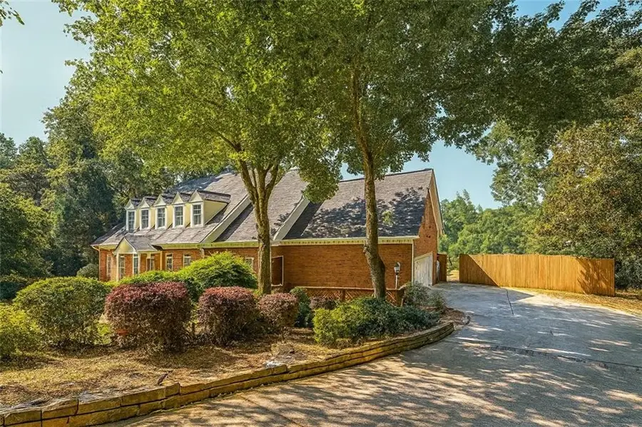 4070 Runnymede Drive Sw, Lilburn, GA 30047 - #3