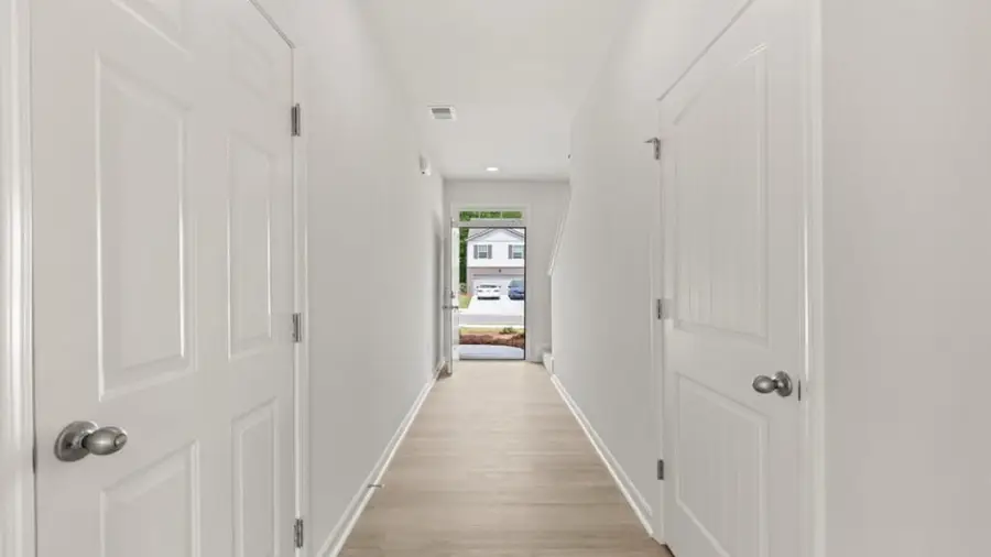 8200 Elkhorn Drive, Fairburn, GA 30213 - Image #3