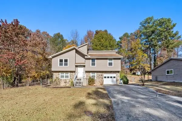 3697 Chinaberry Lane, Snellville, GA 30039