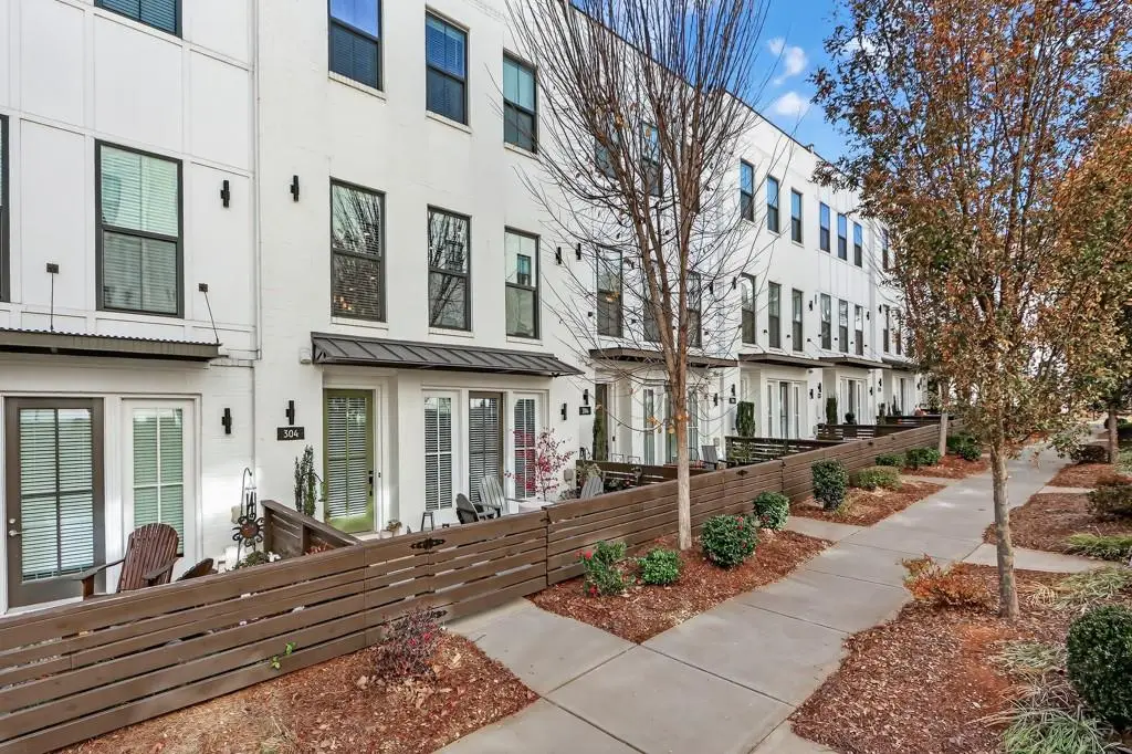 304 Liberty Way, Woodstock, GA 30188 - Image #1