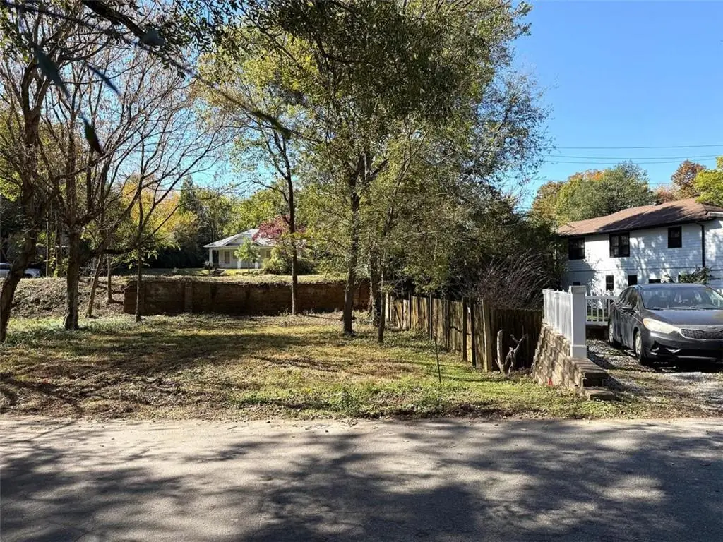 1720 Annie Street Nw, Atlanta, GA 30318 - Image #1