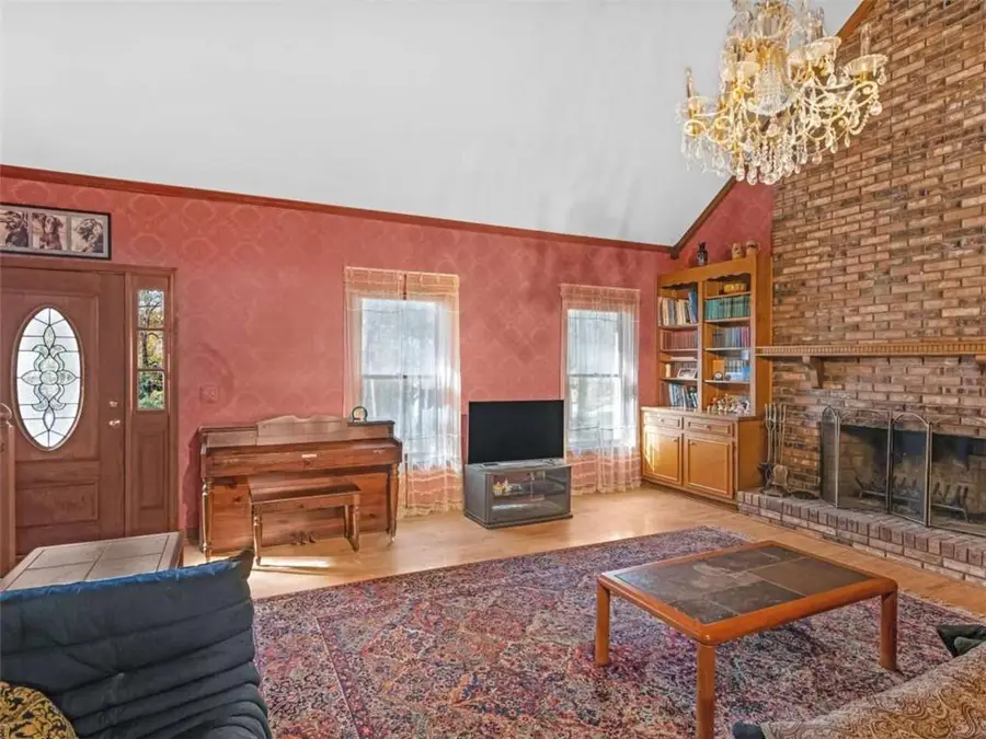 5262 East Shore Drive Sw, Conyers, GA 30094 - Image #3