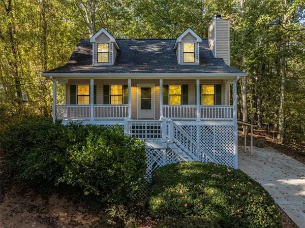 6280 Oakleaf Drive, Flowery Branch, GA 30542