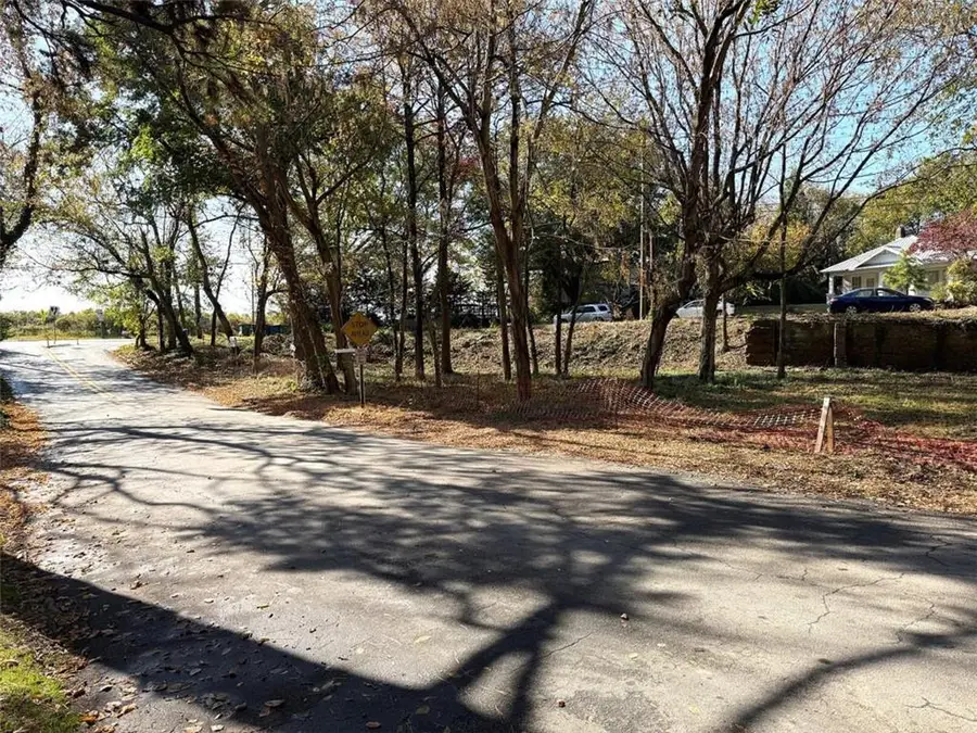 1711 Marietta Road, Atlanta, GA 30318 - Image #3