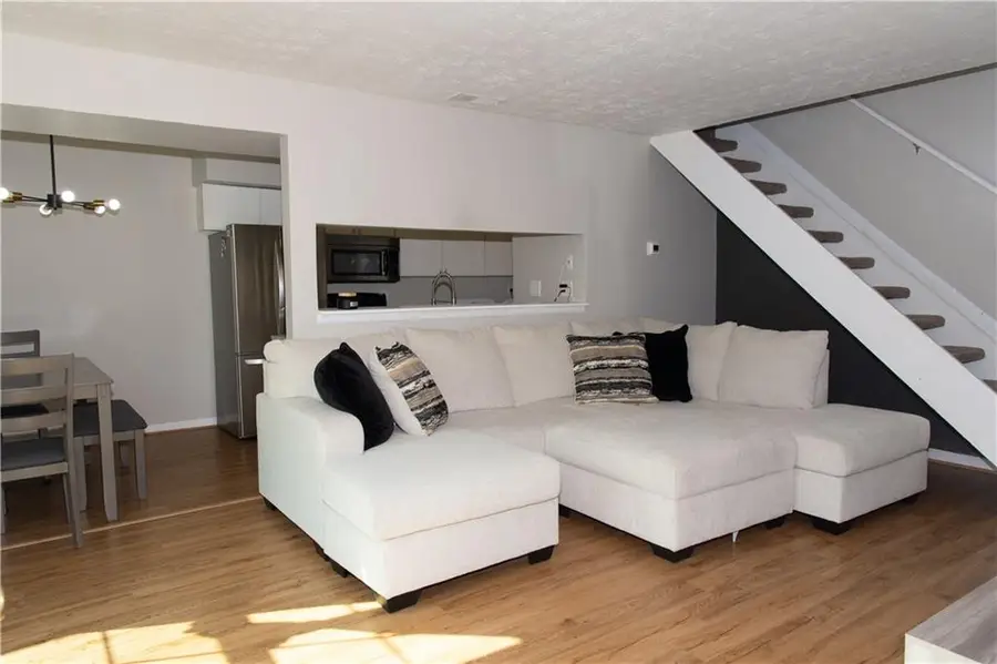 1311 Old Coach Road Sw, Marietta, GA 30008 - Image #2