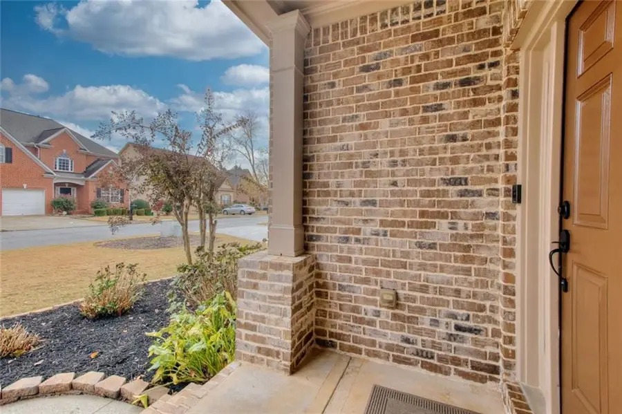 13015 Morningpark Circle, Alpharetta, GA 30004 - Image #2