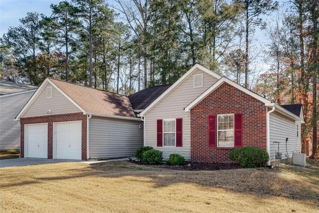 1174 Drawbridge Drive, Riverdale, GA 30296 - Image #1