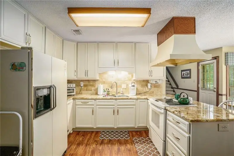 3472 Honeycomb Drive Se, Conyers, GA 30094 - Image #3