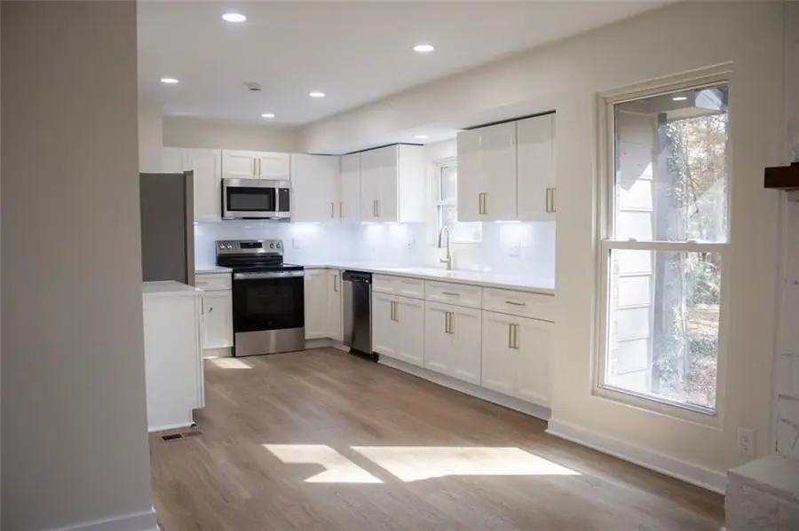 170 Old Mill Trail Sw, Conyers, GA 30094 - Image #2