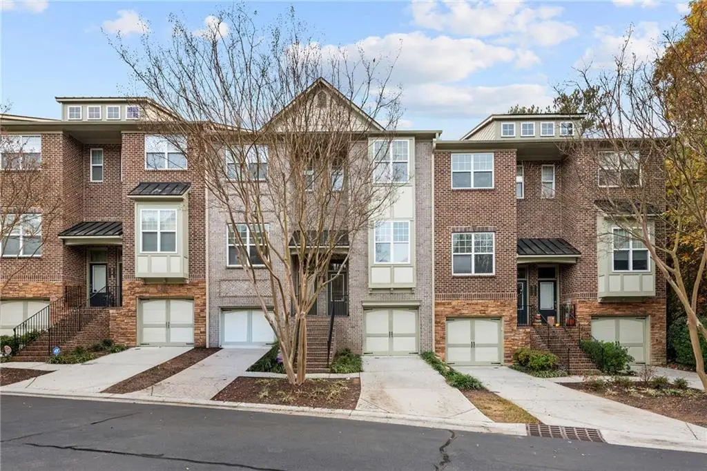 2052 Cobblestone Circle Ne, Brookhaven, GA 30319 - Image #1
