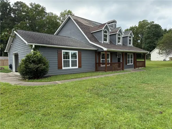 15 Oak Hill Court, Mcdonough, GA 30253