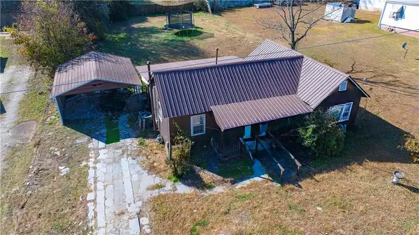 44 Clairmont Avenue, Elberton, GA 30635