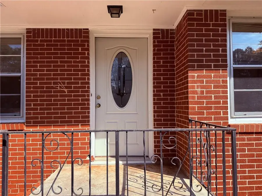 1226 Hickory Drive Sw, Lilburn, GA 30047 - Image #3