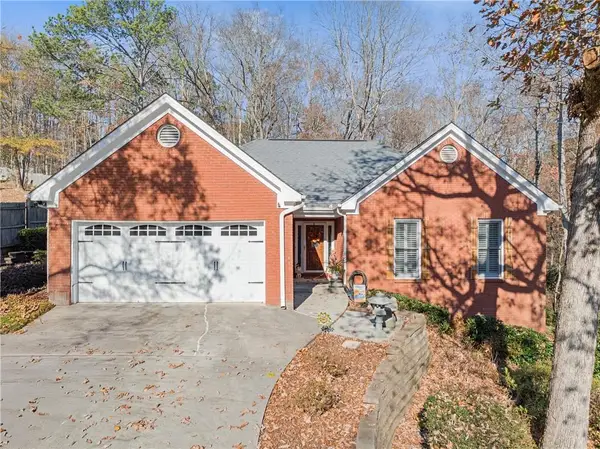 6229 Ivy Springs Drive, Flowery Branch, GA 30542
