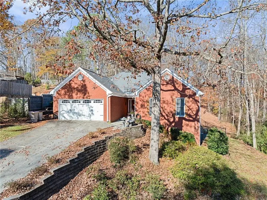 6229 Ivy Springs Drive, Flowery Branch, GA 30542 - Image #3